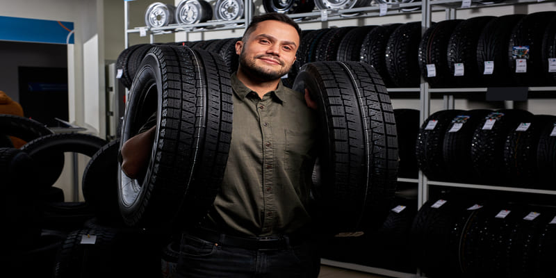 ¿Cómo elegir las mejores llantas para mi auto?